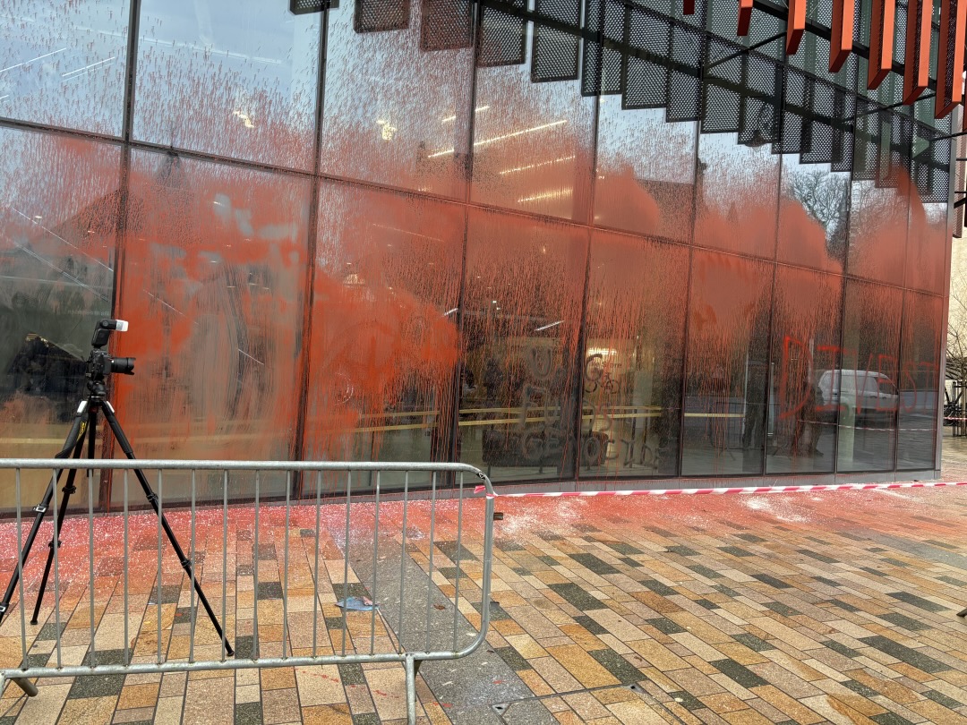格拉斯哥大学这是发生什么了😧 · 内容配图 3
