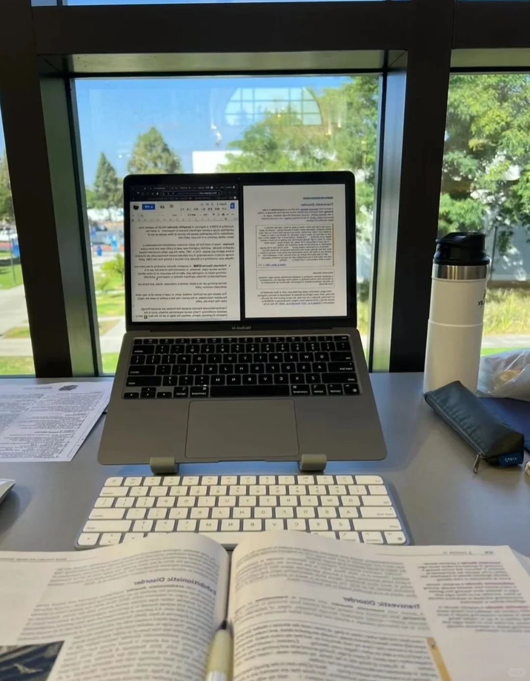 南安普顿硕士挂科别学我!纯纯大冤种 · 封面