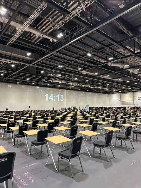 奉劝那些挂科还想线上补考的留学生们... · 内容配图 1